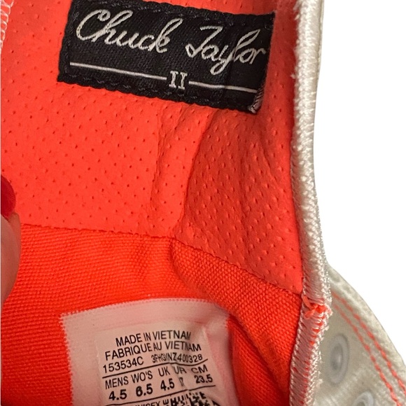 Converse Chuck Taylor II Unisex Sneakers - Picture 8 of 9